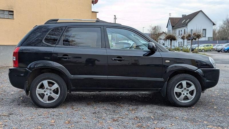 Gebraucht Hyundai Tucson GLS 141 PS (103 kW) 2005 Schwarz SUV