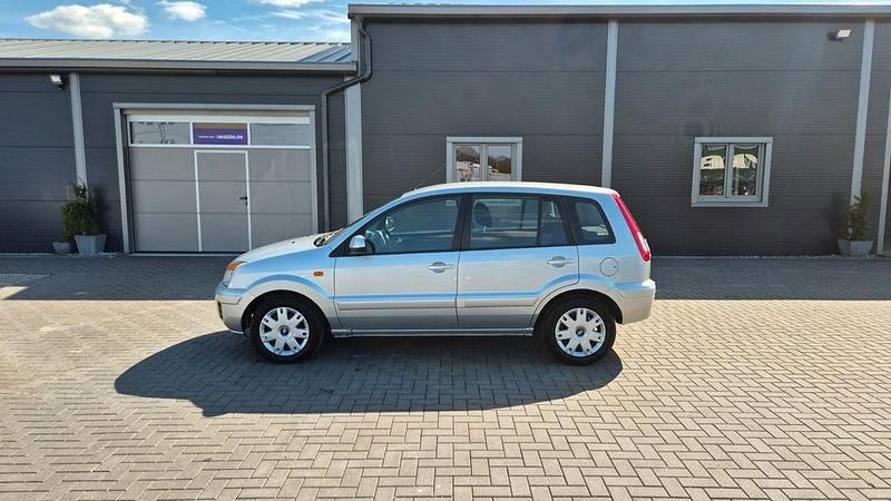 Gebraucht Ford Fusion 101 PS (74 kW) 2010 Silber Kleinwagen