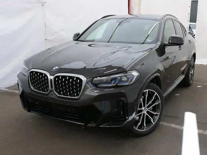 Gebraucht BMW X4 M Sport 245 PS (180 kW) 2025 Grau SUV