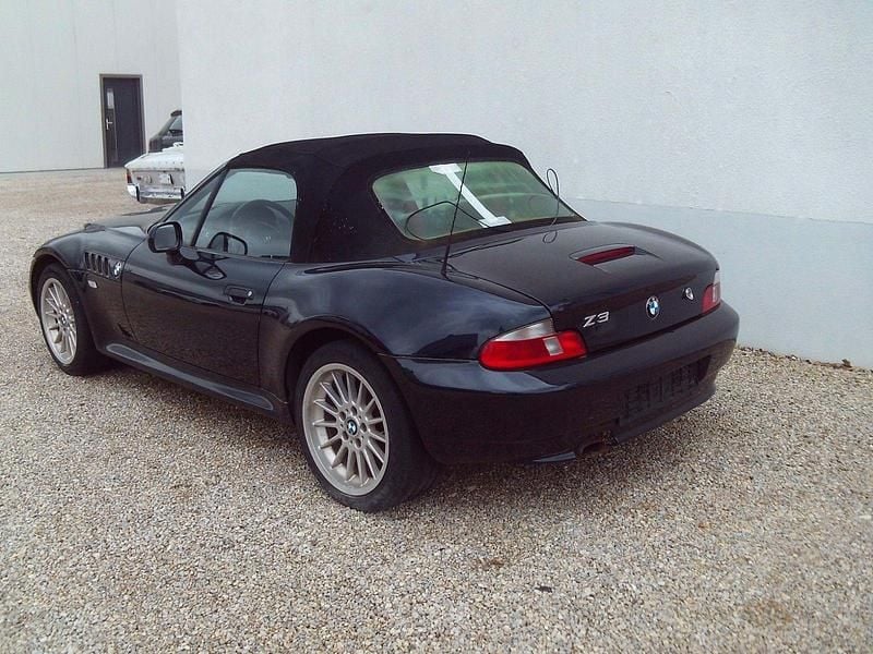 Gebraucht BMW Z3 118 PS (86 kW) 2002 Schwarz Cabrio