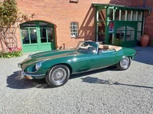 Second-hand Jaguar E-Type 276 CP (202 kW) 1973 Verde Cabrio