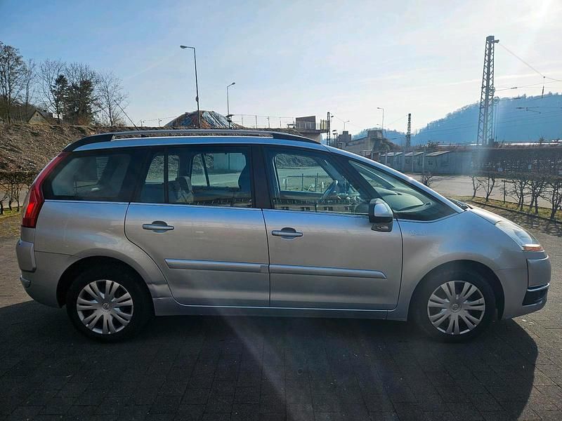 Gebraucht Citroën Grand C4 Picasso 120 PS (88 kW) 2010 Silber Van / Kleinbus