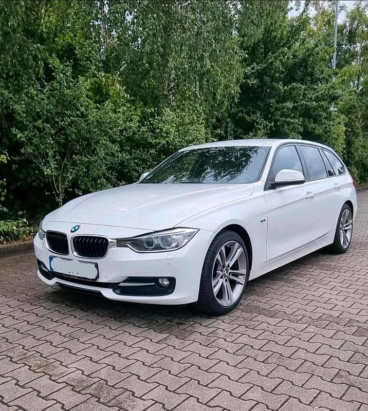 Gebraucht BMW 318 143 PS (105 kW) 2015 Weiß Kombi