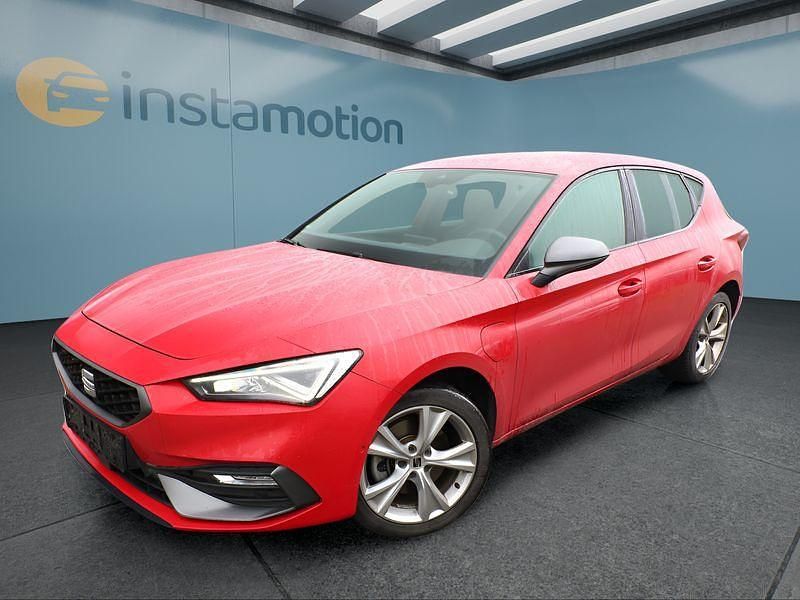 Rot Gebraucht 2020 Seat Leon Kleinwagen | 18.299 € (Fairer Preis) - Bild 1/4