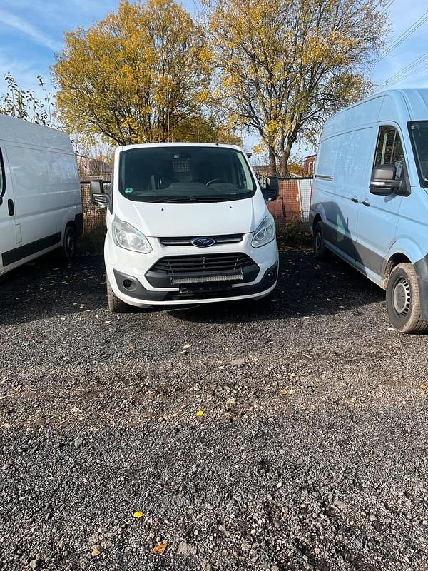 Weiß Gebraucht 2015 Ford Transit Custom Van / Kleinbus | 9.000 € (Superpreis) - Bild 1/4