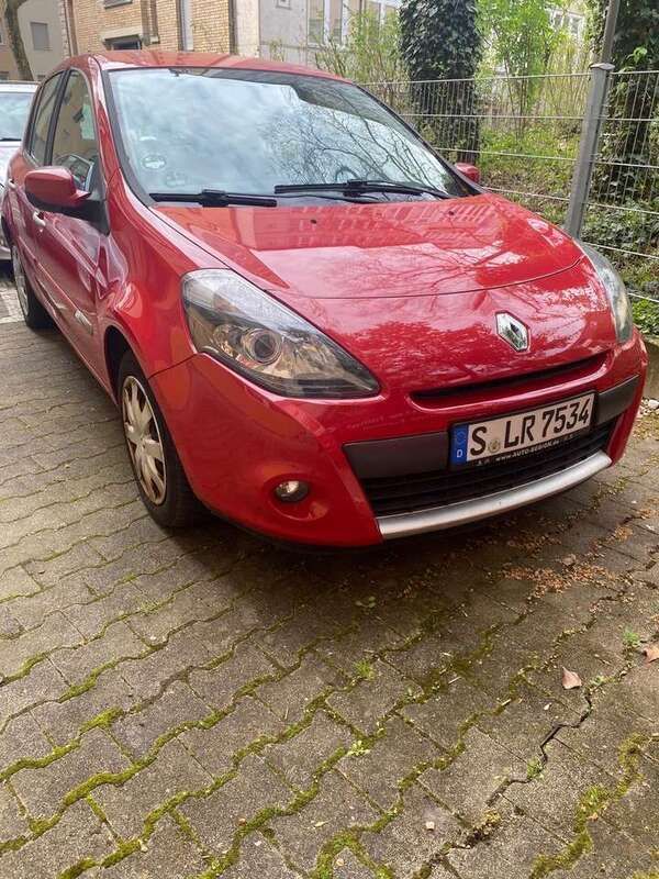 Gebraucht 2009 Renault Clio II Dynamique Limousine | 1.999 € (Fairer Preis) - Bild 1/4