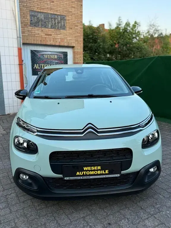 Gebraucht Citroën C3 Feel 82 PS (60 kW) 2018 Grün Kleinwagen