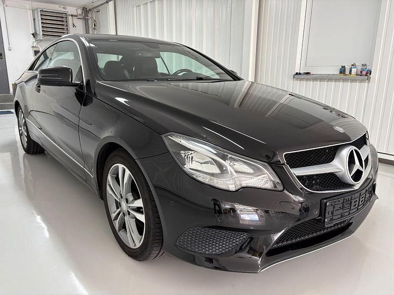 Gebraucht Mercedes E200 184 PS (135 kW) 2015 Schwarz Coupé