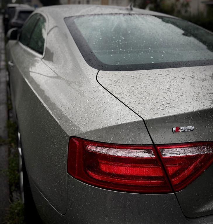 Grau Gebraucht 2009 Audi A5 S-Line Coupé | 6.499 € (Superpreis) - Bild 1/4