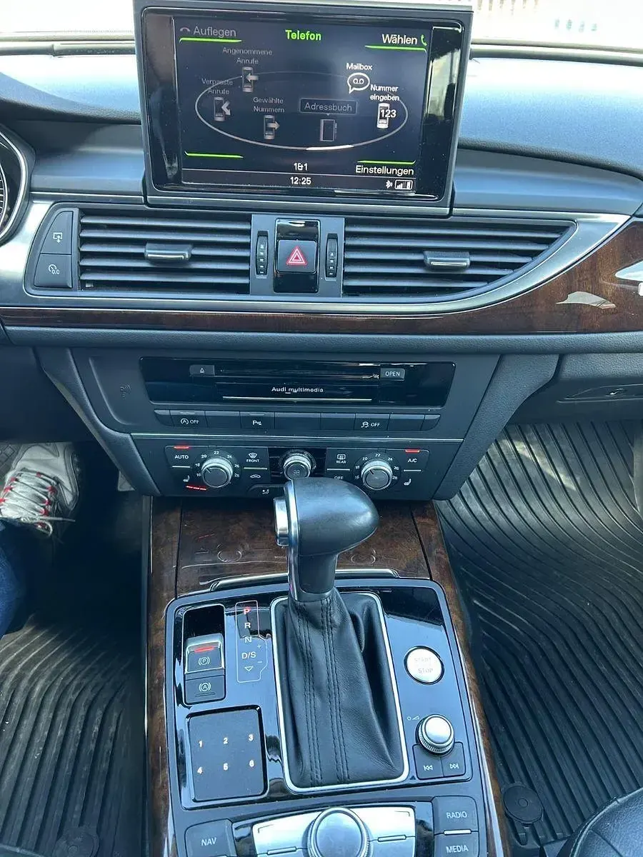 Używany Audi A6 Ambiente 245 KM (180 kW) 2014 Czarny Kombi