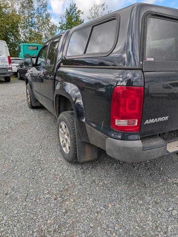 Gebraucht VW Amarok 163 PS (119 kW) 2010 Schwarz Pickup