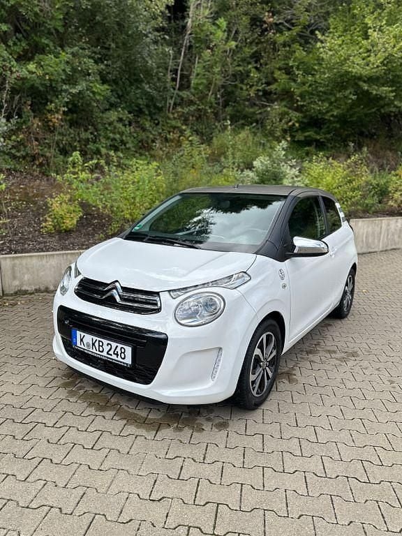 Grau Gebraucht 2014 Citroën C1 Shine Edition Kleinwagen | 5.490 € (Guter Preis) - Bild 1/4