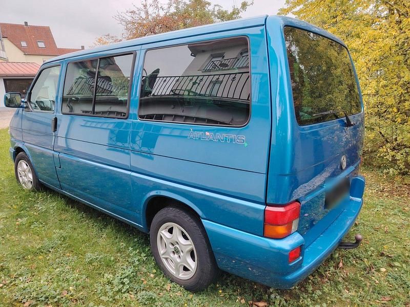 Gebraucht VW Multivan 102 PS (75 kW) 1999 Blau Van