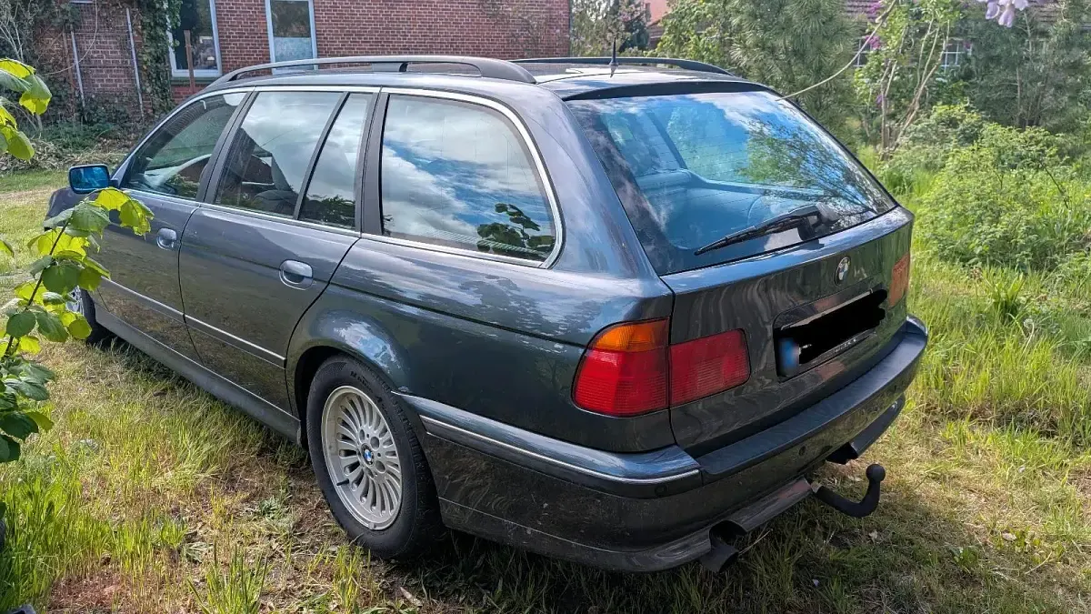Gebraucht BMW 528 192 PS (141 kW) 1997 Grau Kombi