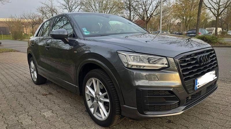 Gebraucht Audi Q2 S-Line 150 PS (110 kW) 2017 Grau SUV