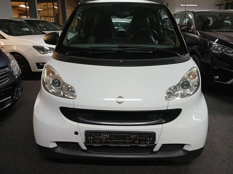 Gebraucht Smart ForTwo Coupé 61 PS (44 kW) 2009 Schwarz Coupé