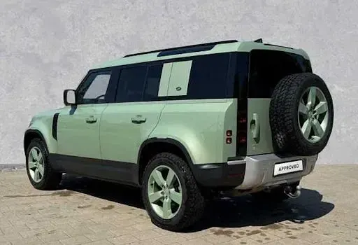 Gebraucht Land Rover Defender 75th Limited Edition 300 PS (220 kW) 2024 Grün SUV