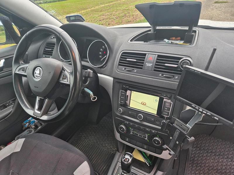 Gebraucht Skoda Yeti 140 PS (102 kW) 2014 Weiß SUV
