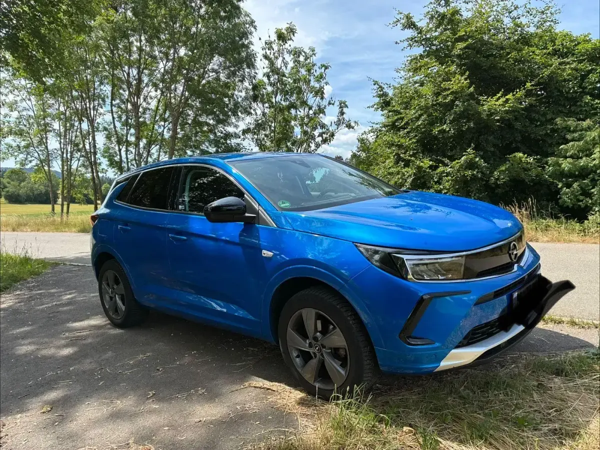 Gebraucht Opel Grandland X Elegance 131 PS (96 kW) 2023 Blau SUV