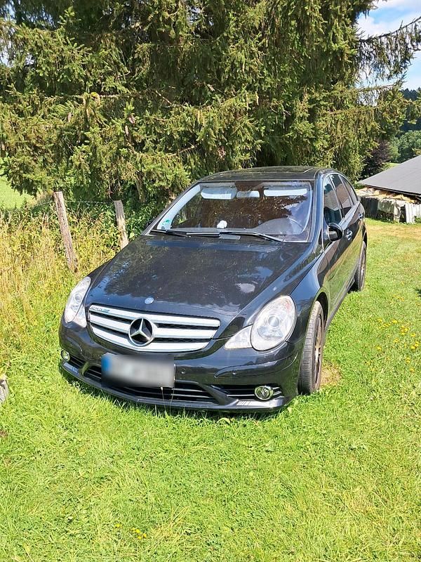 Gebraucht Mercedes R280 190 PS (139 kW) 2008 Schwarz Van / Kleinbus