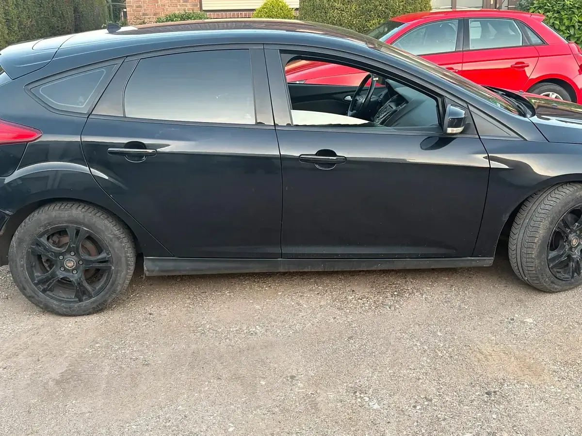 Gebraucht Ford Focus 116 PS (85 kW) 2011 Limousine