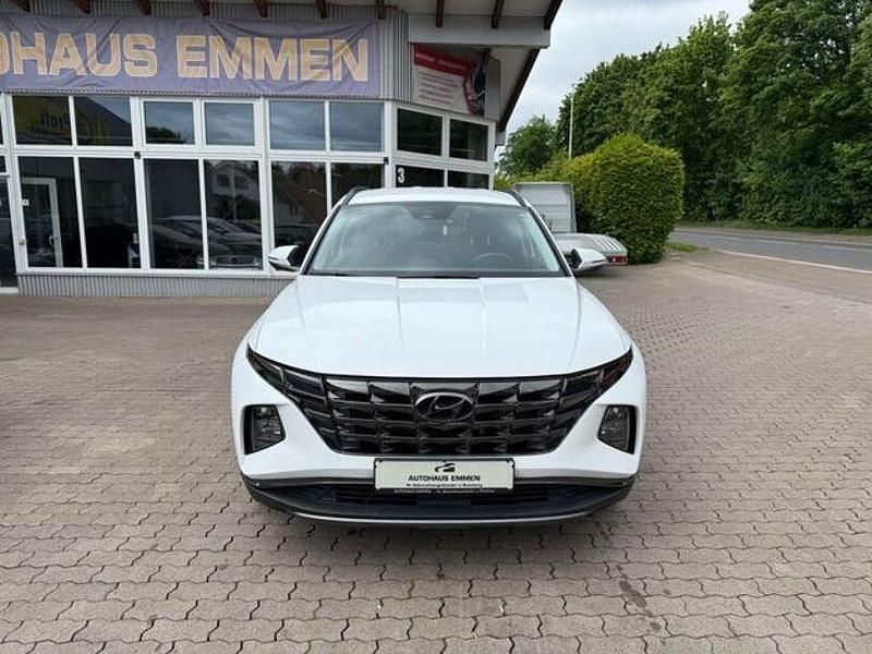 Weiß Gebraucht 2021 Hyundai Tucson Select SUV | 21.750 € (Fairer Preis) - Bild 1/4