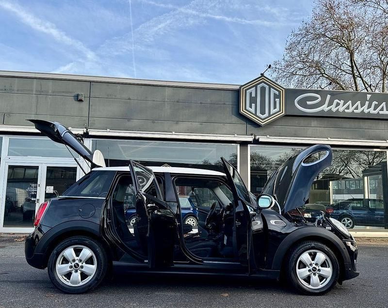 Gebraucht Mini Cooper 136 PS (100 kW) 2015 Schwarz Kleinwagen
