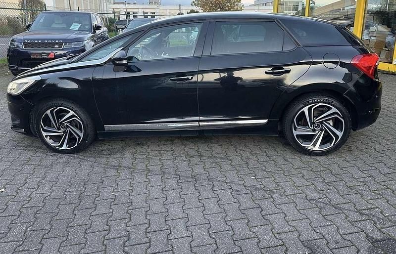 Gebraucht Citroën DS5 165 PS (121 kW) 2019 Schwarz Kleinwagen
