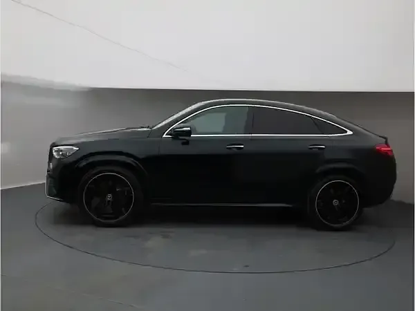 Gebraucht Mercedes GLE450 AMG 367 PS (269 kW) 2024 Metalliclack smaragdgrün Coupé