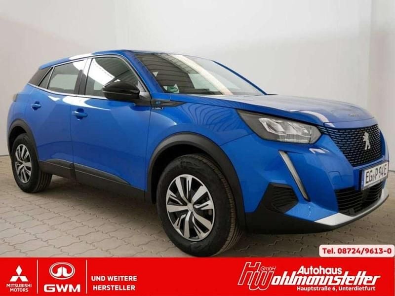 Blau/typ aussenverkleidung m Gebraucht 2023 Peugeot e-2008 Active SUV | 25.990 € (Teuer) - Bild 1/4