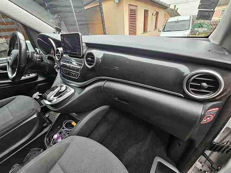 Gebraucht Mercedes V250 190 PS (139 kW) 2016 Weiß Van / Kleinbus