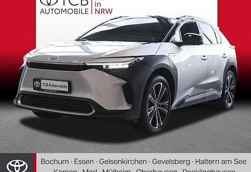 Gebraucht Toyota bZ4X Comfort 150 kW (204 PS) 2023 Silbern SUV