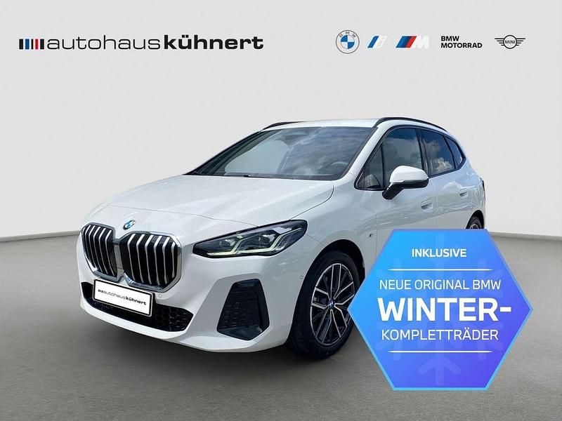 Alpinweiss iii Gebraucht 2025 BMW 220 Active Tourer M Sport Van / Kleinbus | 40.885 € - Bild 1/4