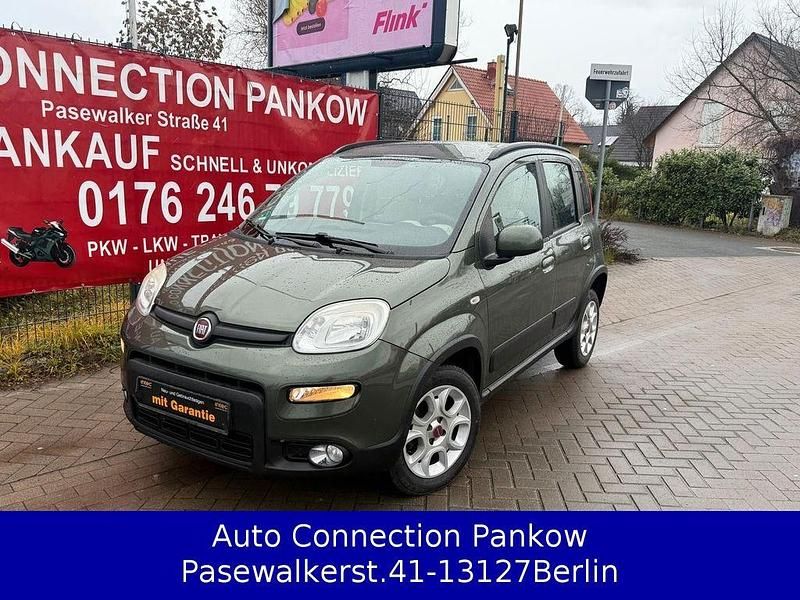 Gebraucht Fiat Panda Trekking 86 PS (63 kW) 2013 Grün Kleinwagen
