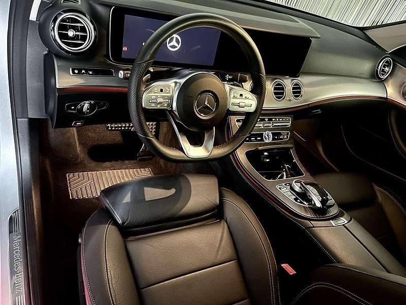 Gebraucht Mercedes E400 AMG 340 PS (250 kW) 2020 Silber Limousine