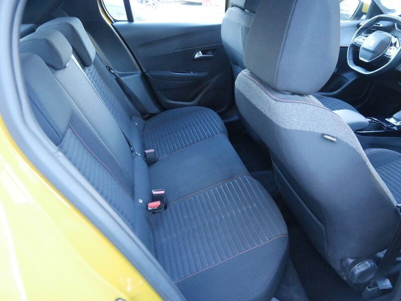 Gebraucht Peugeot e-208 Active 100 kW (136 PS) 2020 Gelb Kleinwagen