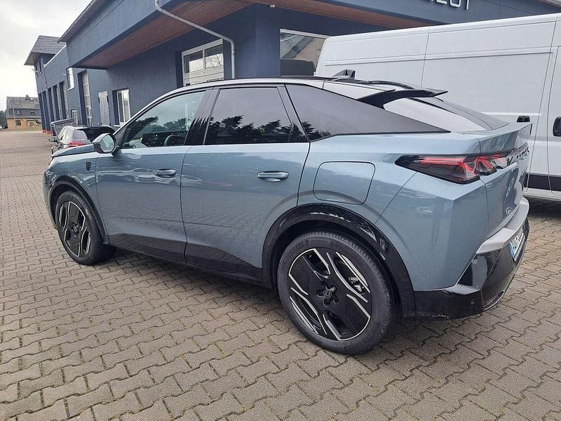 Neu Peugeot e-3008 Long Range 169 kW (231 PS) 2025 Grau SUV