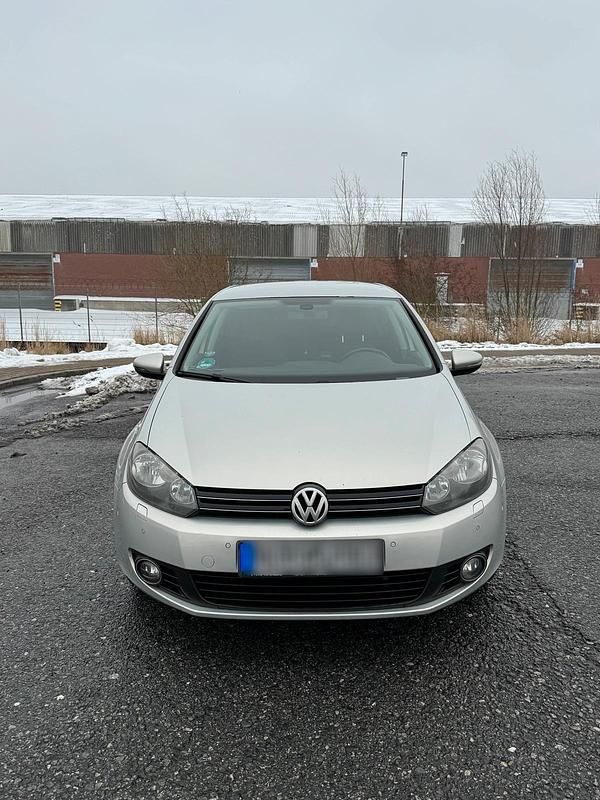 Gebraucht VW Golf VI 86 PS (63 kW) 2010 Silber Kleinwagen