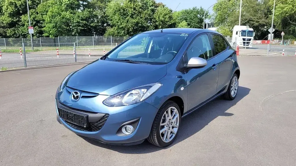 Gebraucht Mazda 2 Sendo 84 PS (61 kW) 2014 Blau Limousine