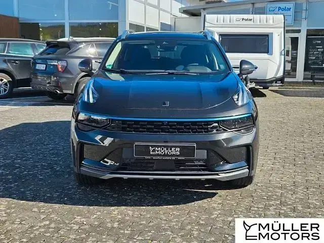 Second-hand Lynk & Co 01 261 CP (191 kW) 2022 Albastru SUV