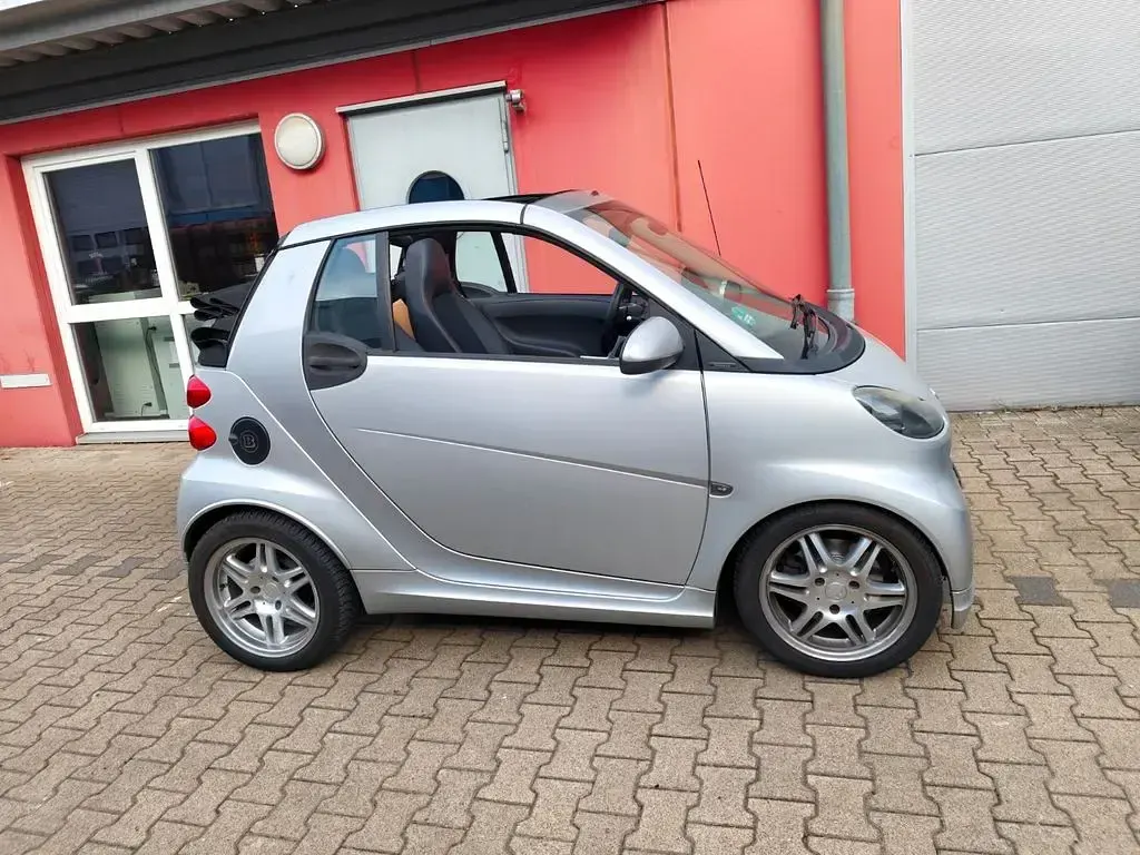 Gebraucht Smart ForTwo Cabrio Brabus Xclusive 98 PS (72 kW) 2010 Silber Cabrio