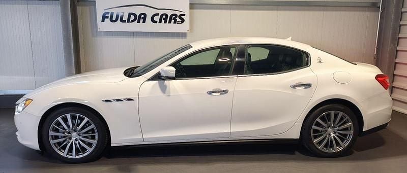 Gebraucht Maserati Ghibli 275 PS (202 kW) 2014 Weiß Limousine