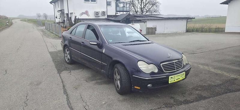 Gebraucht 2001 Mercedes C240 Elegance Limousine | 2.700 € (Etwas zu teuer) - Bild 1/4