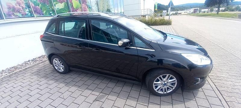 Gebraucht Ford Grand C-Max Titanium 125 PS (91 kW) 2015 Schwarz Van / Kleinbus