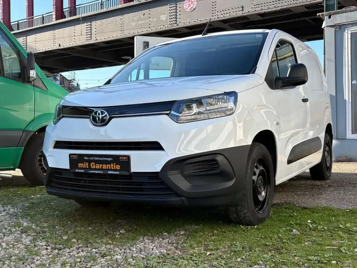Gebraucht Toyota Proace 75 PS (55 kW) 2021 Arctic white Van / Kleinbus