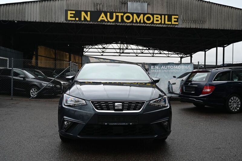 Grau Gebraucht 2019 Seat Ibiza XCELLENCE Limousine | 14.400 € (Fairer Preis) - Bild 1/4
