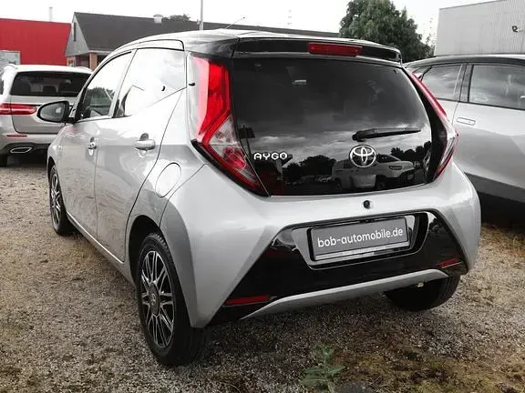 Gebraucht Toyota Aygo X-clusiv 72 PS (52 kW) 2019 Kleinwagen