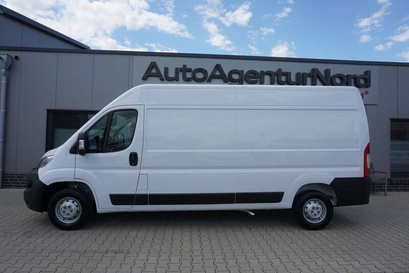 Gebraucht Opel Movano 165 PS (121 kW) 2023 Weiß Van
