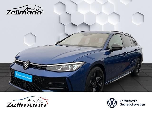 Gebraucht VW Passat R-line 177 PS (130 kW) 2025 Blau Kombi
