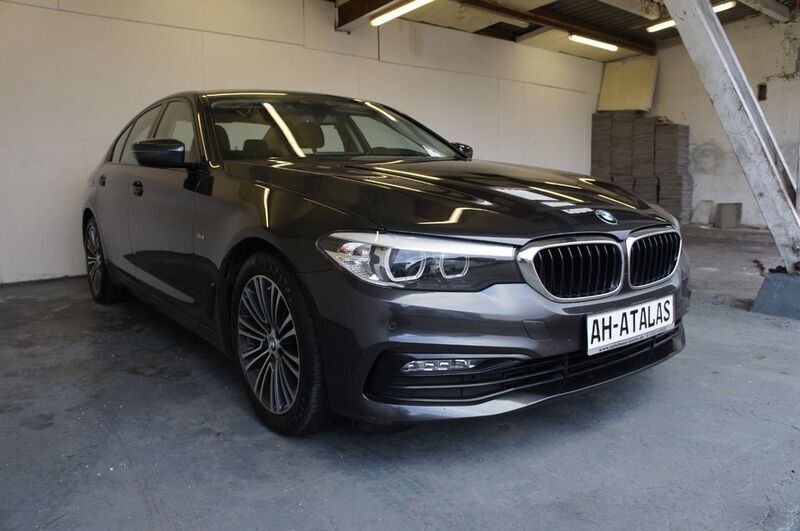 Gebraucht BMW 520 Sport Line 190 PS (139 kW) 2017 Grau Limousine